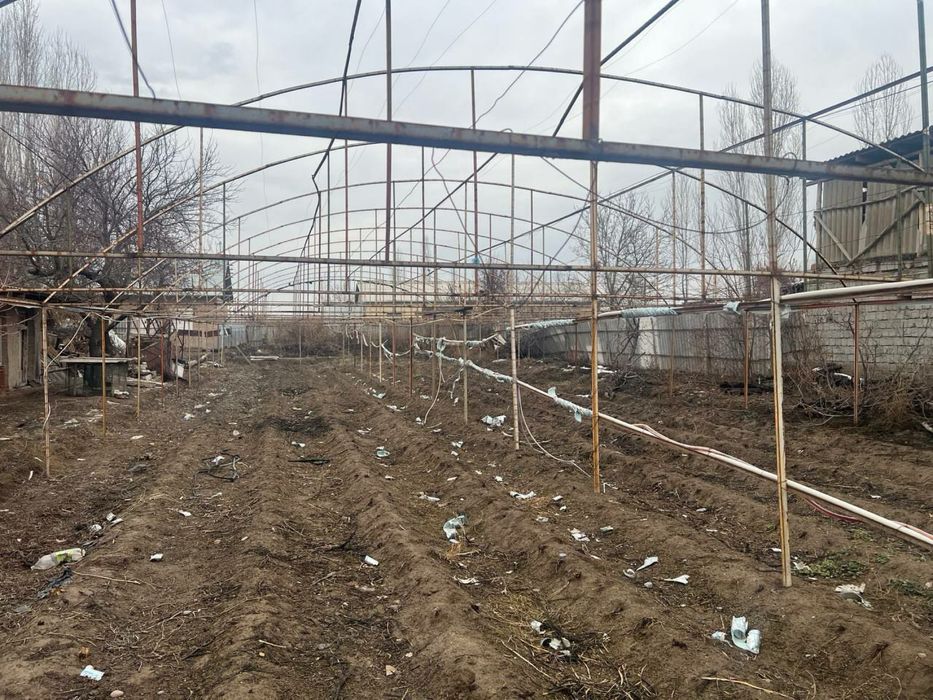 Teplisa sotiladi Продается теплица