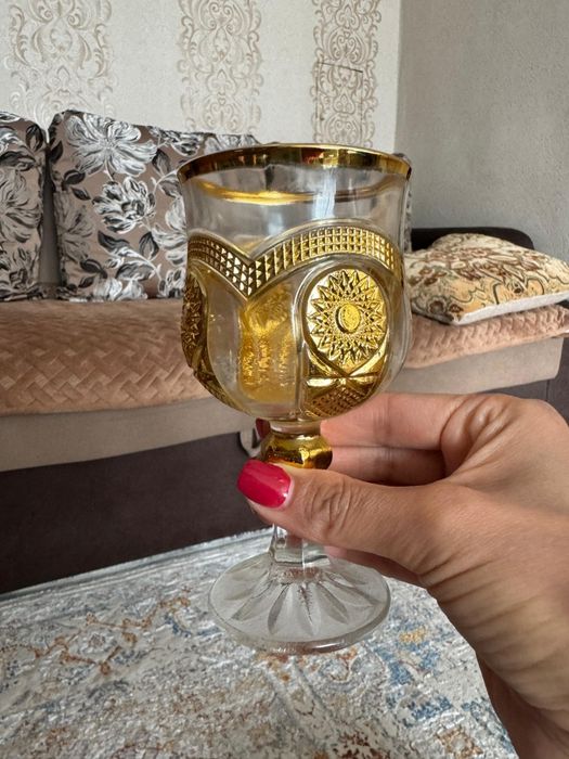 Продам  стаканы.