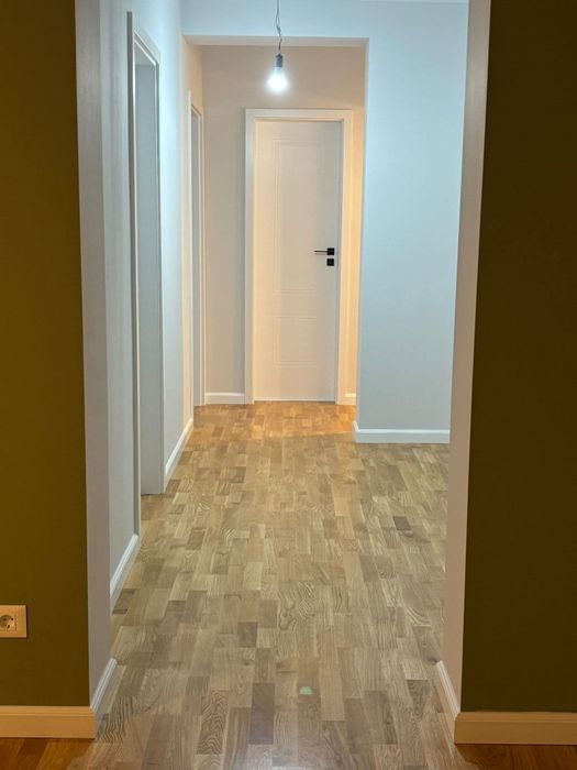 Montaj parchet , Parchetar , montaj plinta , duro polimer , plinta MDF  ,montaj parchet SPC ,  parchet triplu stratificat, parchet  LVT  MONTAJ IEFTIN
