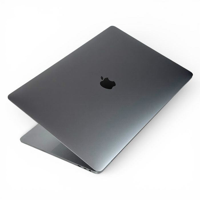Macbook Pro 15 2018 i7 2,2Ghz 32RAM 1TB Space Gray Гаранция!