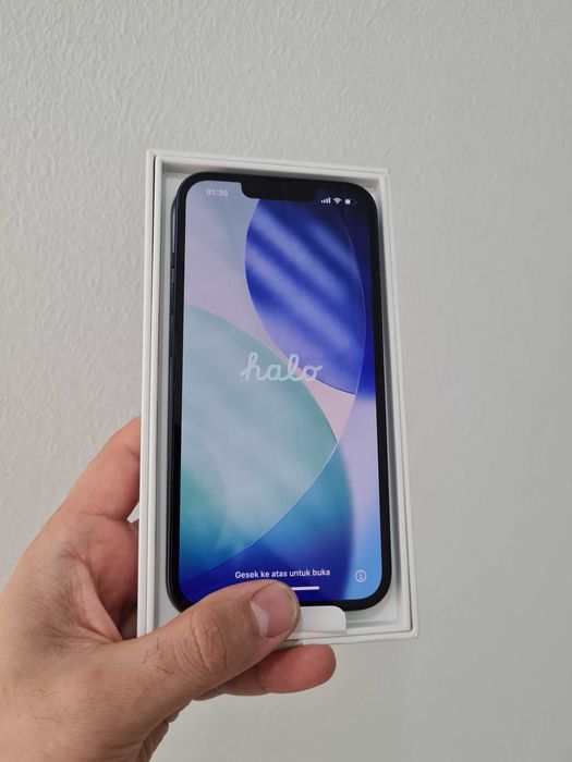 IPhone 14 128 GB вакуум идеал