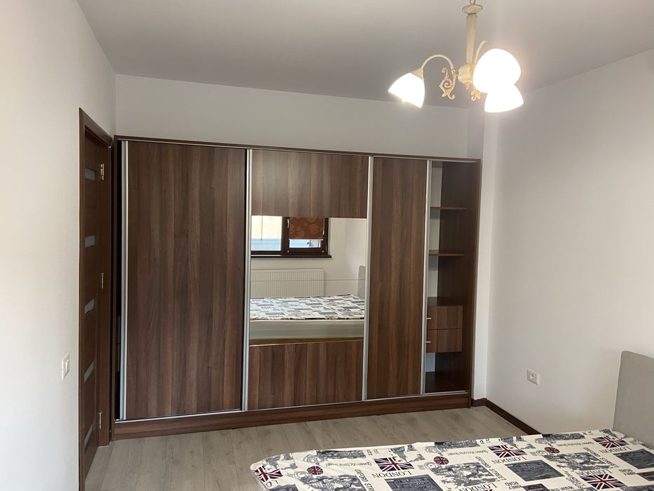 Vand apartament 2 camere Gib Mihaescu, piata simian parcare proprie mobilat si utilat etajul 1  ultracentral balcon inchis