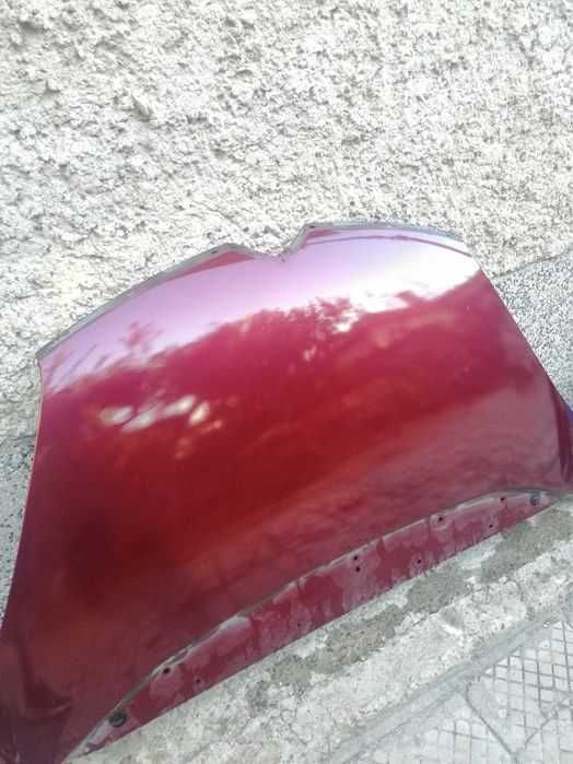 Преден алуминиев капак за Citroën C4 Picasso цвят Бордо