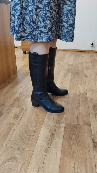 Продам сапоги, новые