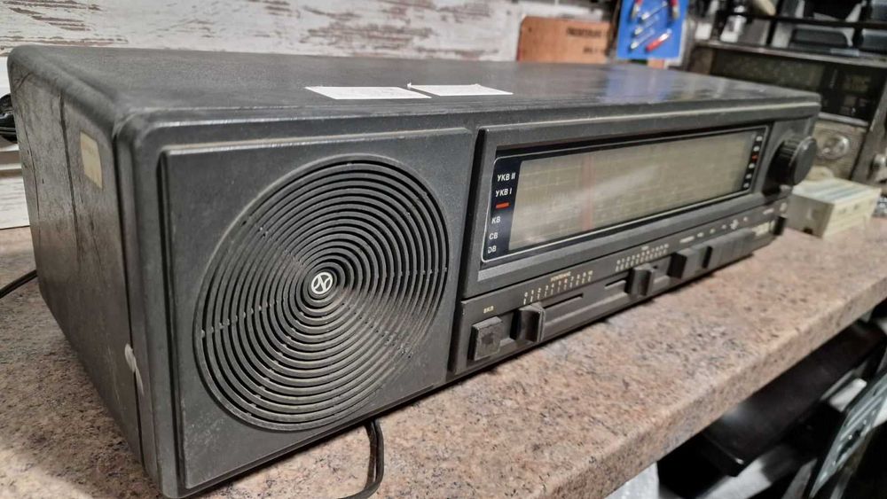 Радио приемник Кантата 1 от Респром Велико Търново