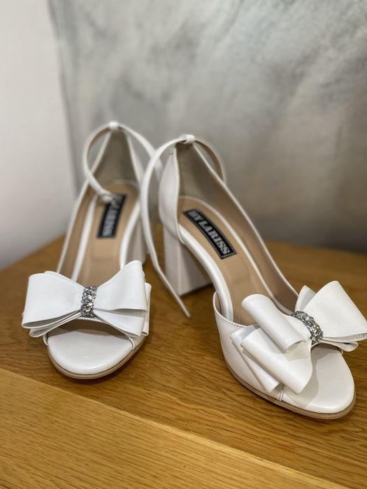 Pantofi   de mireasa