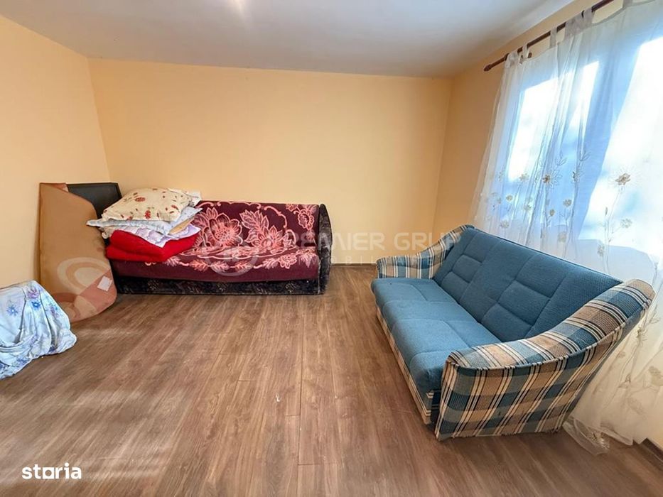 Casă 5 camere, Hadambu, 181mp