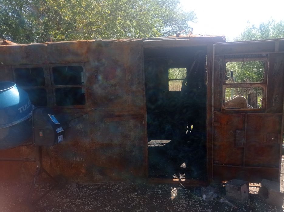 Вагончик кунг металлический