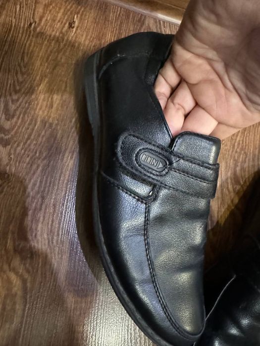 Продаются Детские кожаные туфли