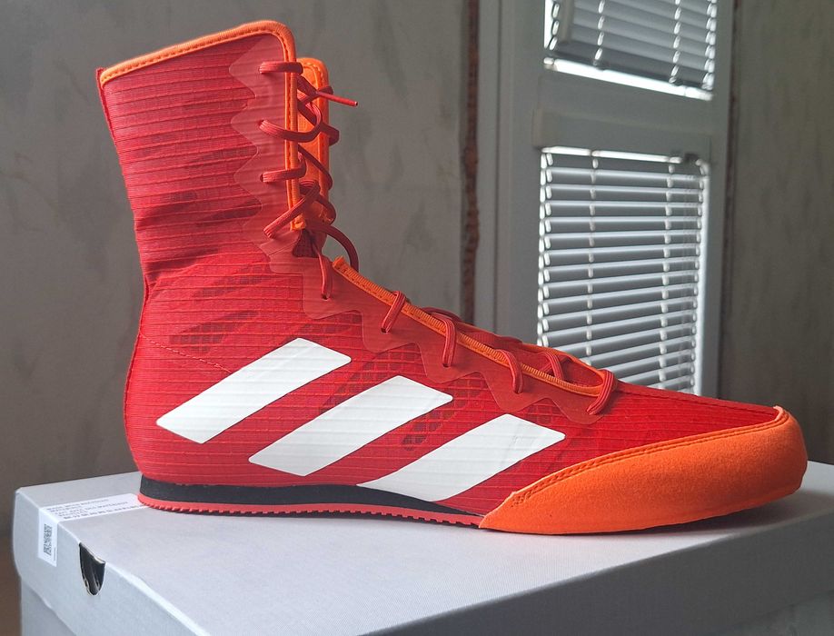 Adidas Box Hog 4