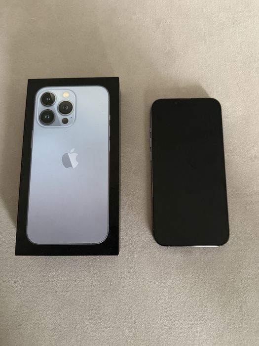 Продам iphone 13pro 256gb