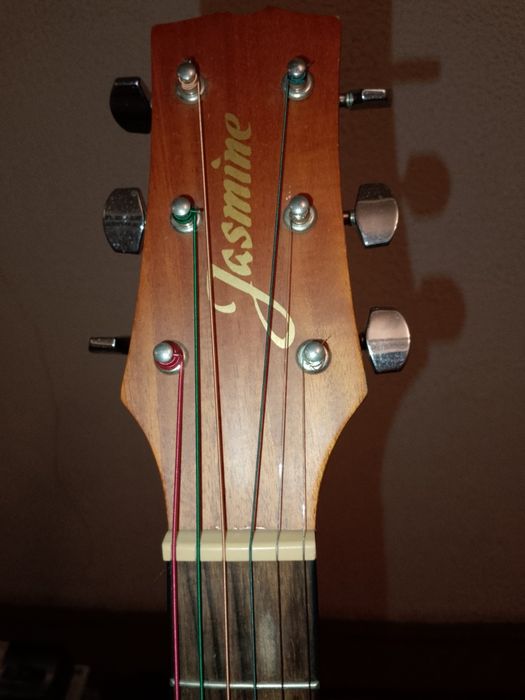 Гитара жасмин Малайзия янги