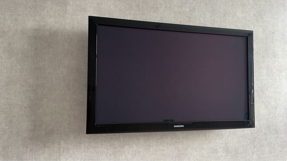 Продам Б/У телевизор Samsung, в хорошем состоянии