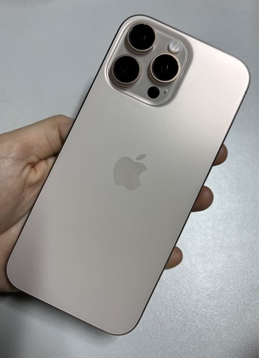 iPhone 16 pro max 512гб Срочно