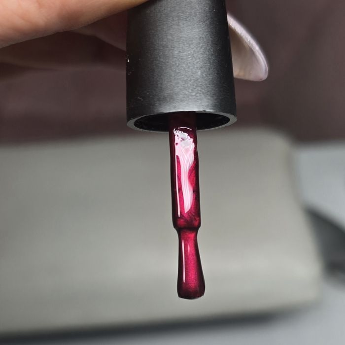 6 цвята гел лак на The black bottle