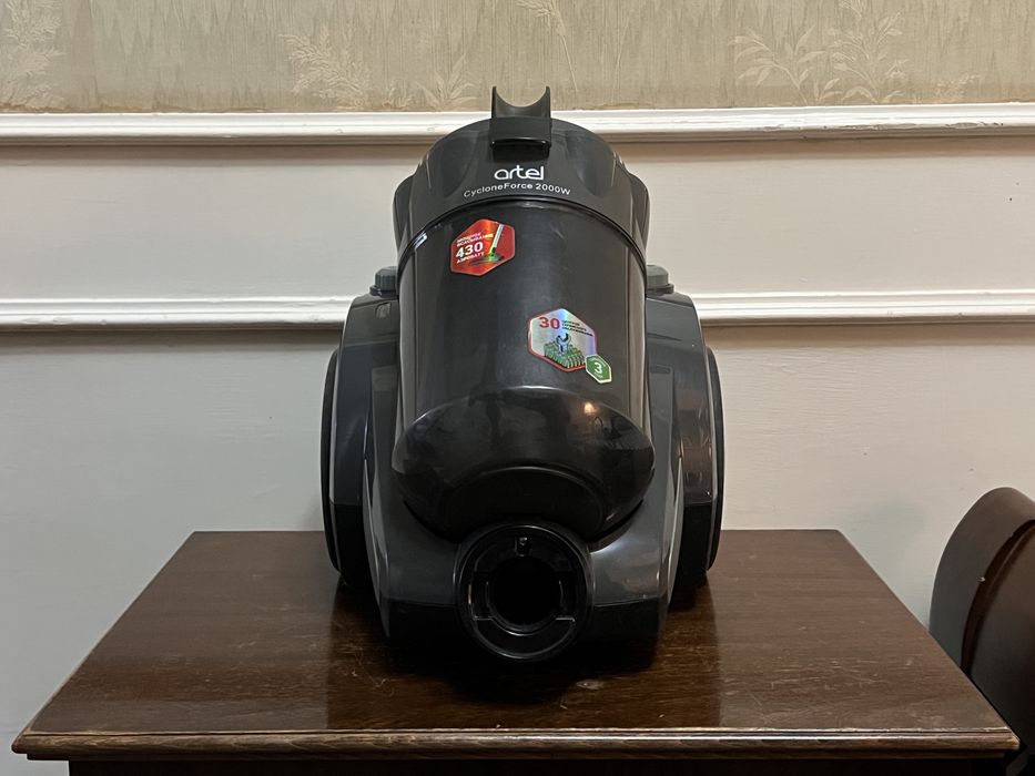 Пылесос Artel VCC0220GRY