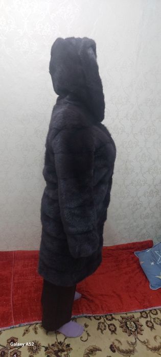 Продам шубу норковую