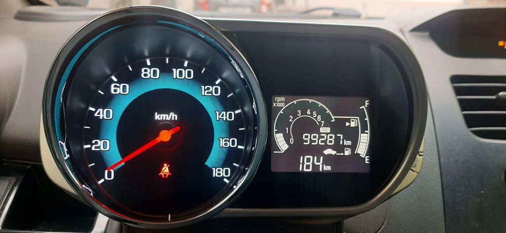 Спарк сотилади 2 пазитса