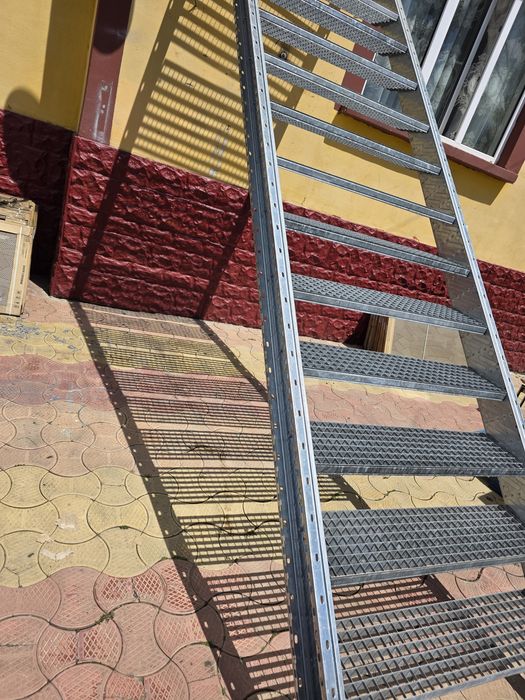 Scari metalice zincate 39999