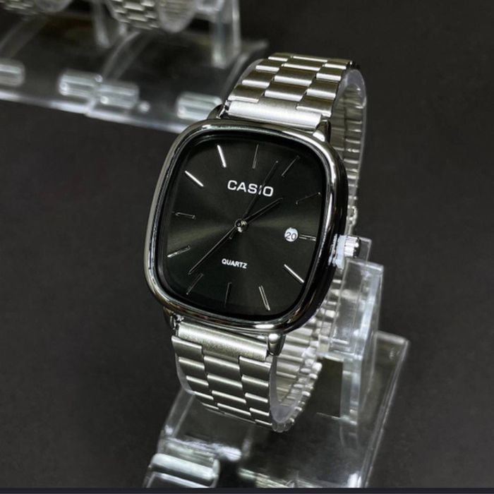 Часы Casio белые,черные и темно синие