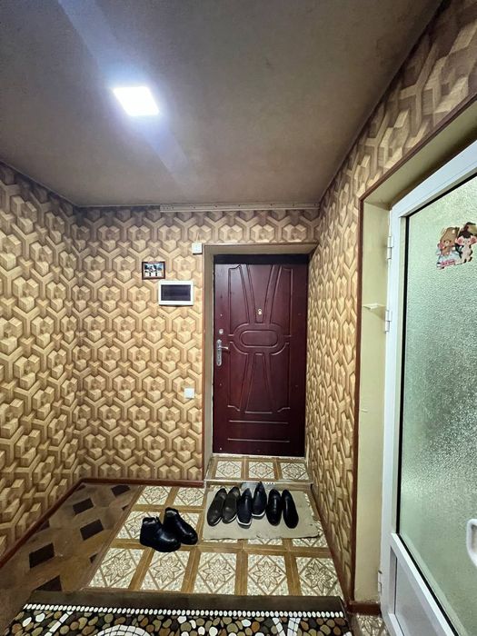 Arzon 2/3 xona Vagzal sotiladi