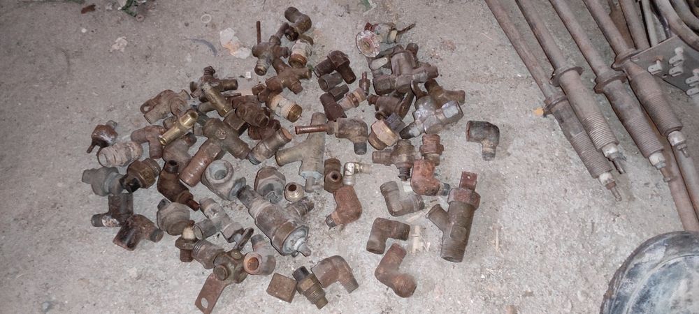 Штуцера и краник