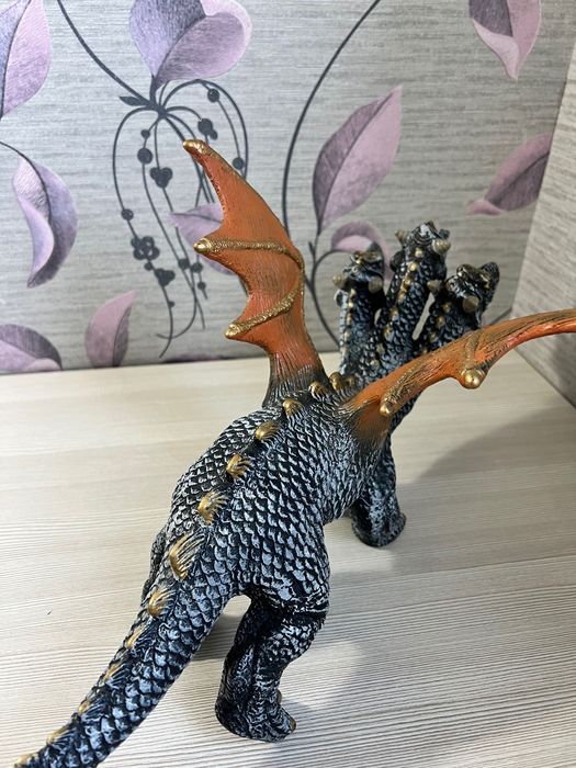 Игрушка Змей Горыныч