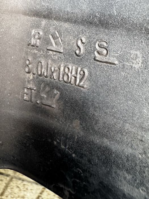 Джанти 8Jx18 H2 ET 47 5x114,3 с гуми