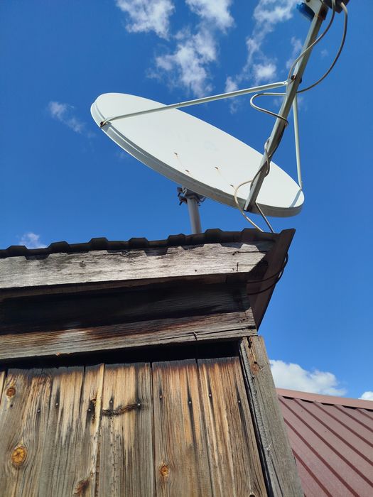 Продам тарелку спутниковую