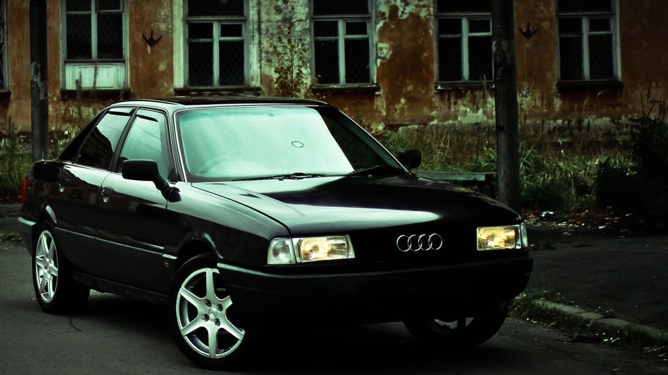 Ауди 80 1.8 б3.