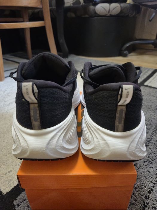 Nike vomero plus (оригинални) 45.5