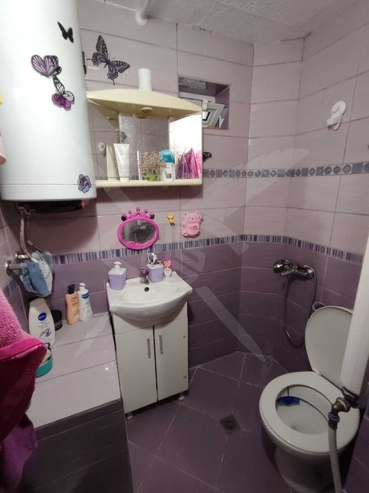 Продава се Къща в Варна, Аспарухово - 180 кв.м за 1000 €/кв.м - Снимка #8