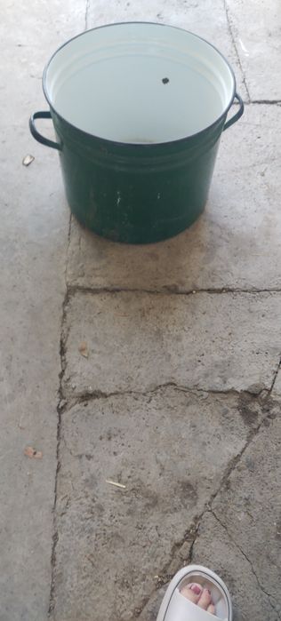 Кострюля продам.