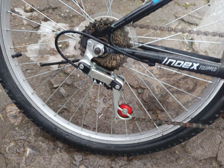 De vânzare biletele