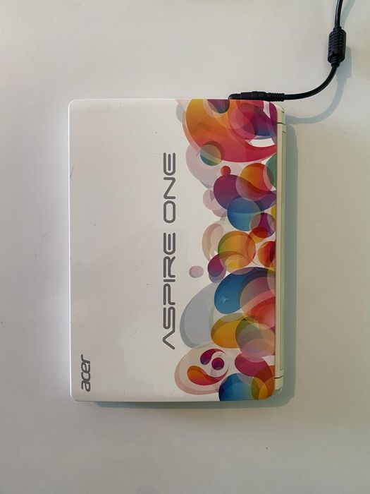 Нетбук Acer aspire one