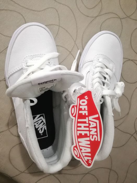 Чисто нови детски кецове VANS, 31 номер