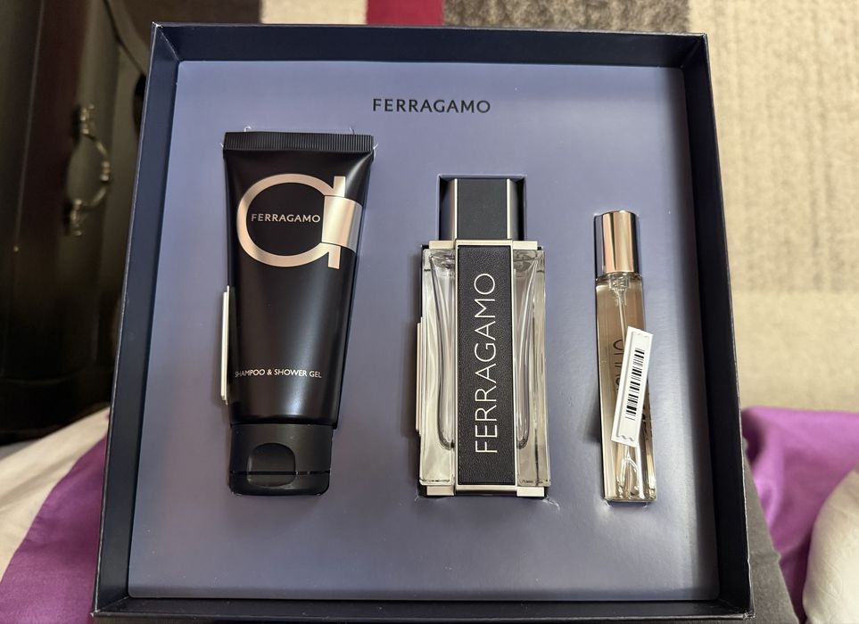 Set cadou apa de toaleta Ferragamo