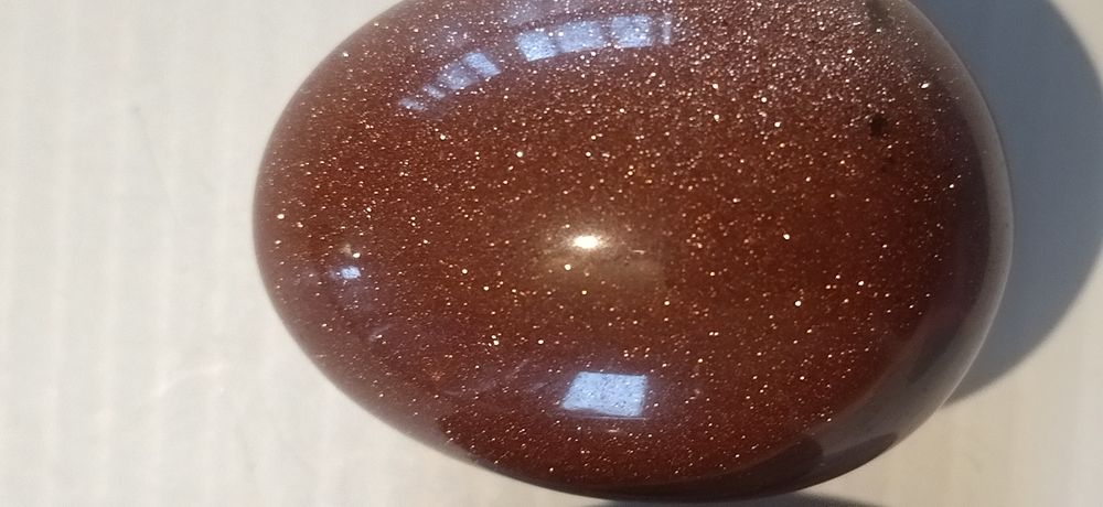 Авантюрин син или кафяв