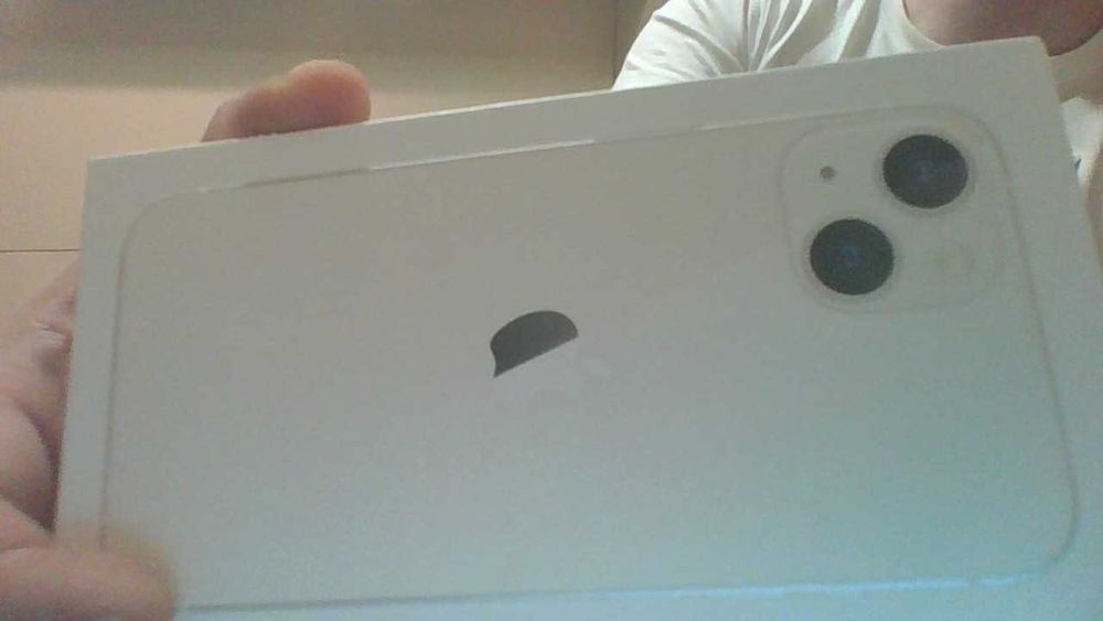 iphone 13 128gb само лично предаване ВАРНА не пращам с куриер