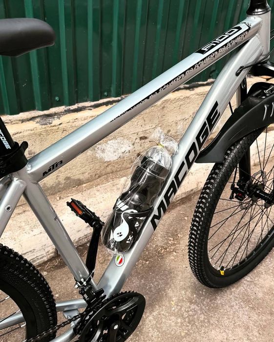 Новый велосипед спортивный