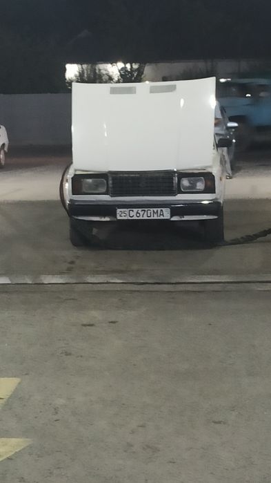 Vaz 2107 sotiladi holati yahshi yurib turgan moshena gaz benzin yuradi