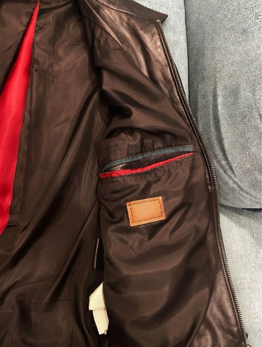 Продам кожанную куртку 52