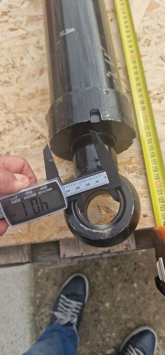 Cilindru hidraulic ifron lungime 1.20 m lungime între gauri și cu 1.10