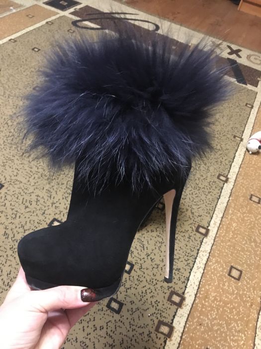 Продам обувь зима и осень