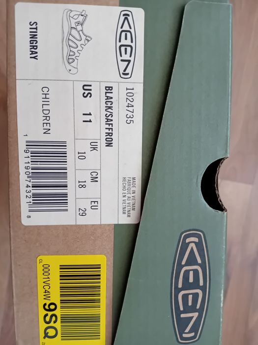 Kenzo/Bonpoint /KEEN луксозни ботуши, маратонки и сандали 27,28