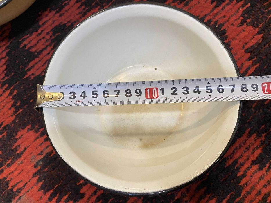 Сотилади: эмал тоғара – сомса  учун