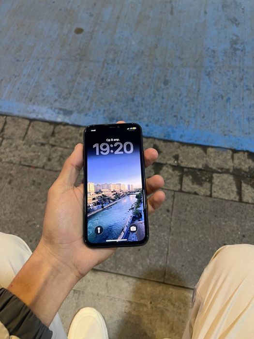 Iphone 11 pro sotiladi 256tali