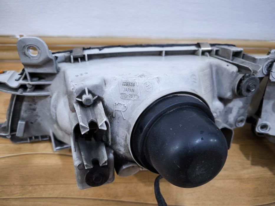 Фары Карина Е, Калдина 190, Корона 190.