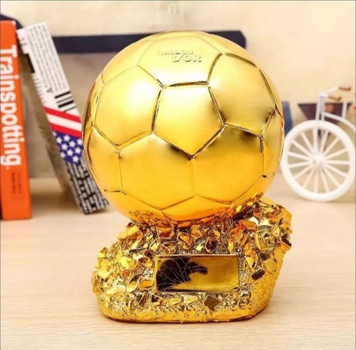 Реплика на Златната топка/Ball d'OR