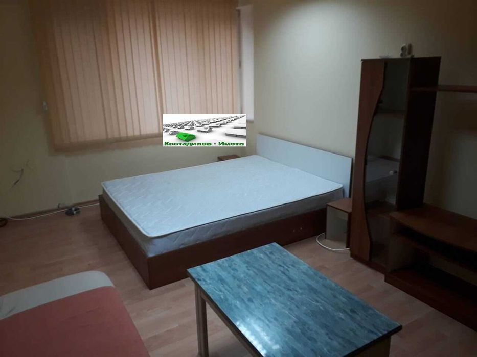 Дава се под наем Двустаен апартамент в Пловдив, Център - 65 кв.м за 378.93 € - Снимка #3